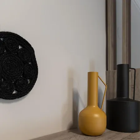 Urban Hub - Downtown - Balcony - 200mbps - Netflix - Ac * Thessalonique