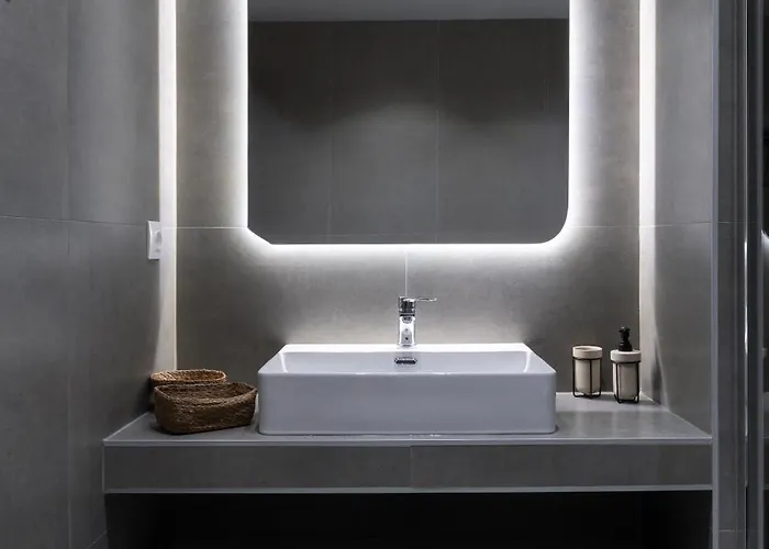 Urban Hub - Downtown - Balcony - 200mbps - Netflix - Ac Apartamento Tesalónica