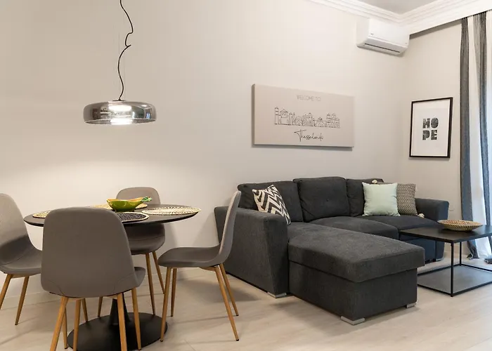 Apartamento Urban Hub - Downtown - Balcony - 200mbps - Netflix - Ac Tesalónica