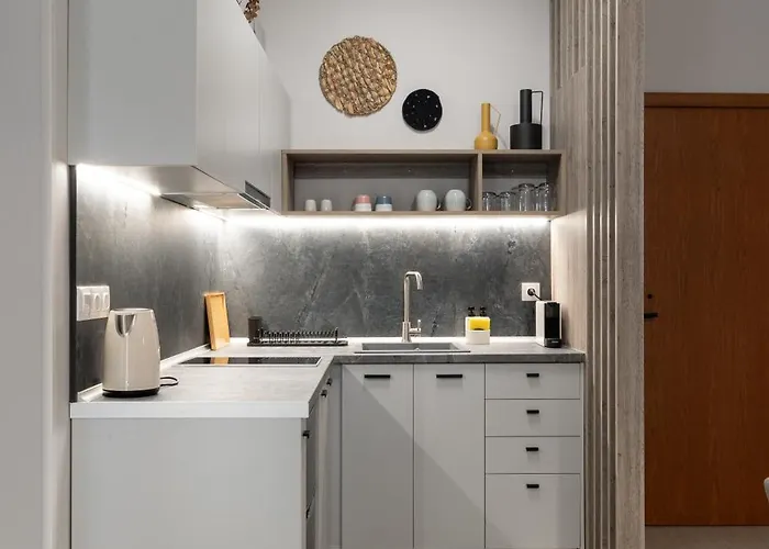 Apartamento Urban Hub - Downtown - Balcony - 200mbps - Netflix - Ac Tesalónica