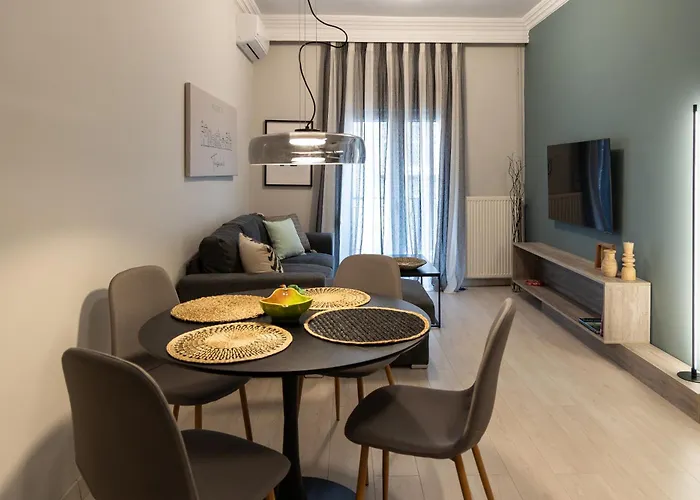 Urban Hub - Downtown - Balcony - 200mbps - Netflix - Ac *