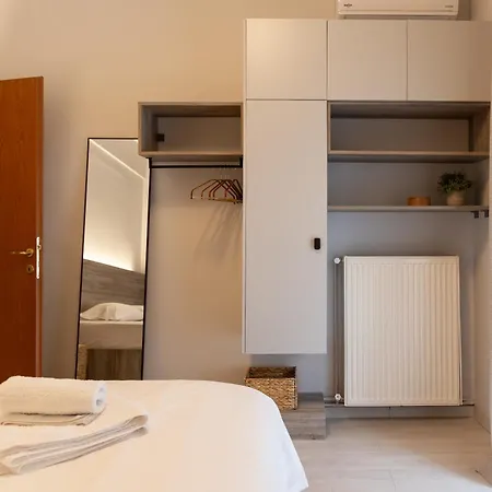 Urban Hub - Downtown - Balcony - 200mbps - Netflix - Ac Thessaloniki