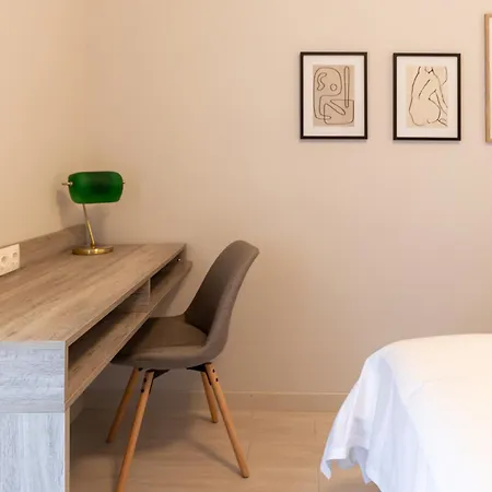 Urban Hub - Downtown - Balcony - 200mbps - Netflix - Ac Apartment